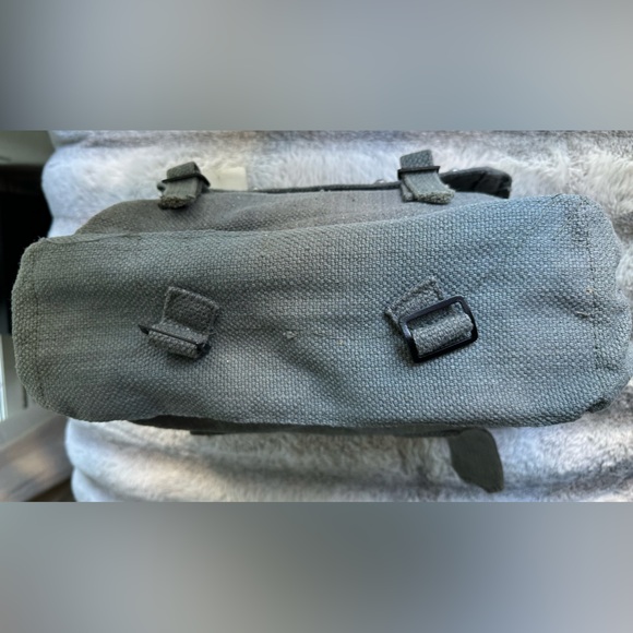 Fleur De Lis Messenger Bag - Picture 6 of 12